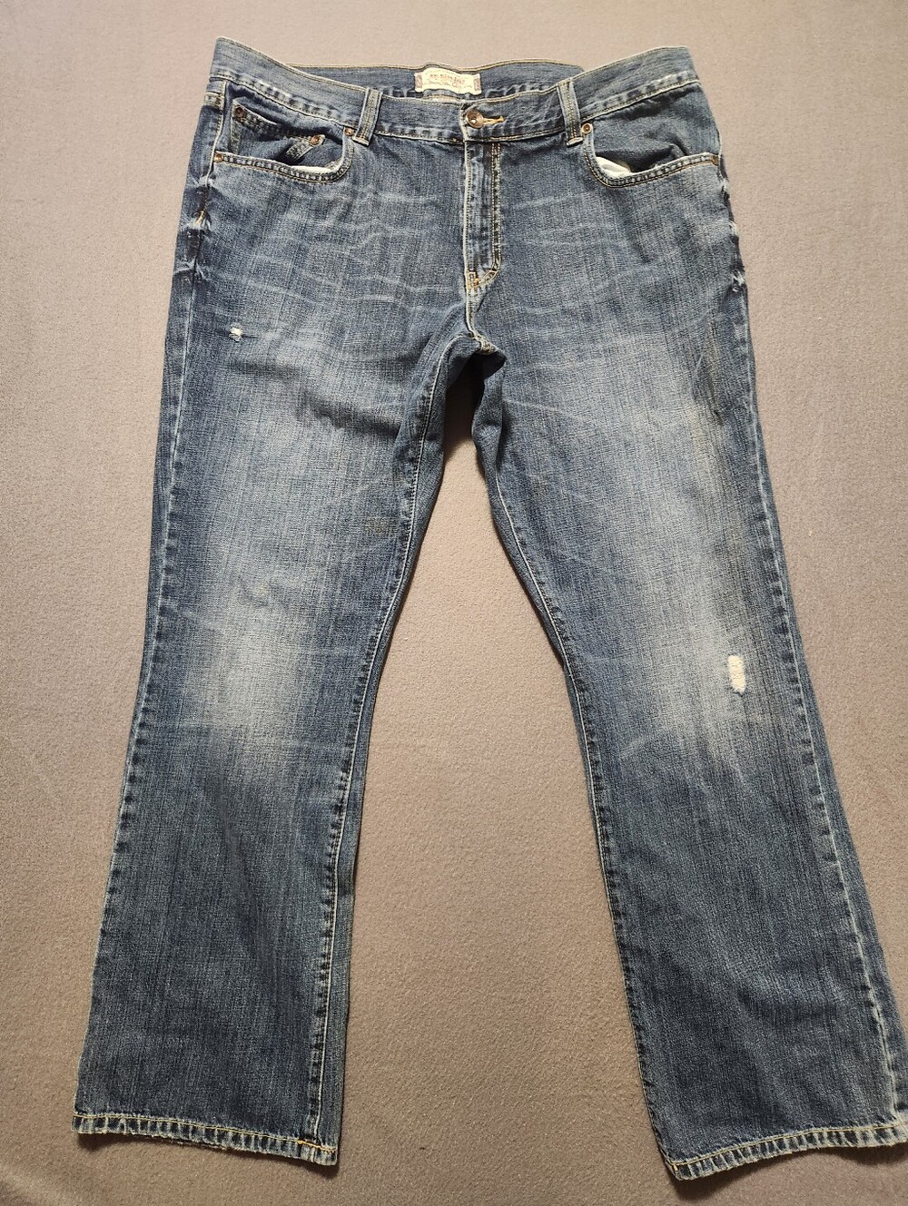 American Rag Jeans Men Size 38x30 Blue Straight Leg Distressed